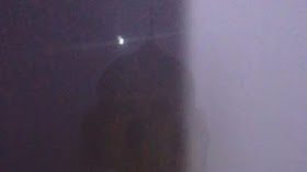 Un extraño objeto luminoso visto sobre la catedral de Oristano.   Mundo oculto